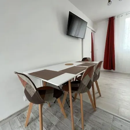 3 Pieces Moderne 2 A 6 Personnes Apartment