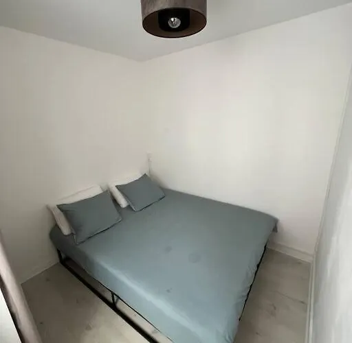 Appartement 3 Pièces Moderne 2 à 6 Personnes *